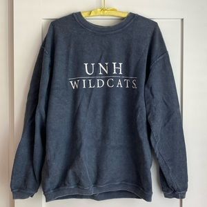 UNIVERSITY OF NEW HAMPSHIRE crewneck